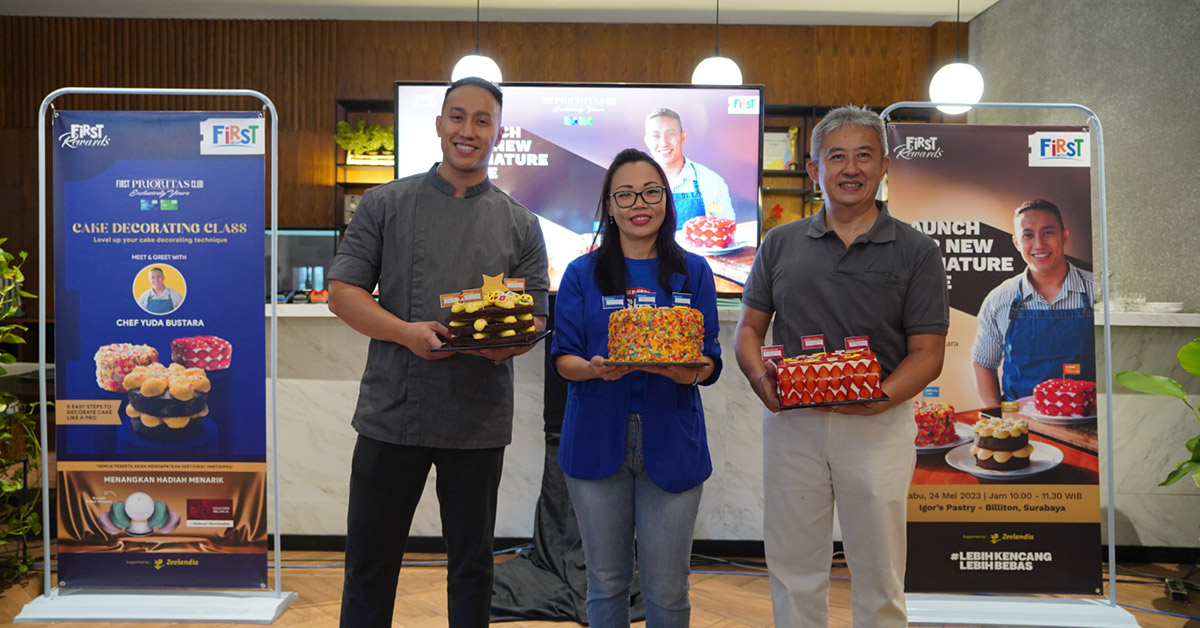 First Media Luncurkan Signature Cakes